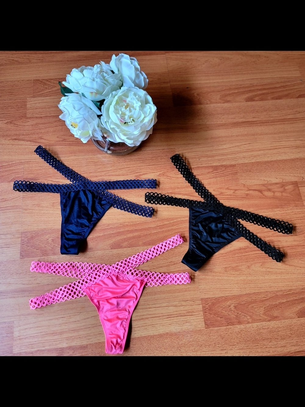 THREE VS Victoria's Secret Very Sexy Thongs HOT Pink, Navy, Black, Medium